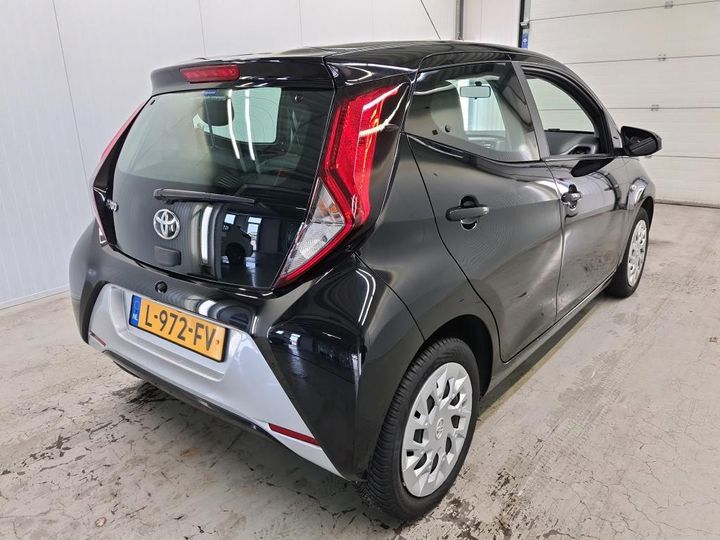 Photo 3 VIN: JTDKGNEC20N629329 - TOYOTA AYGO 