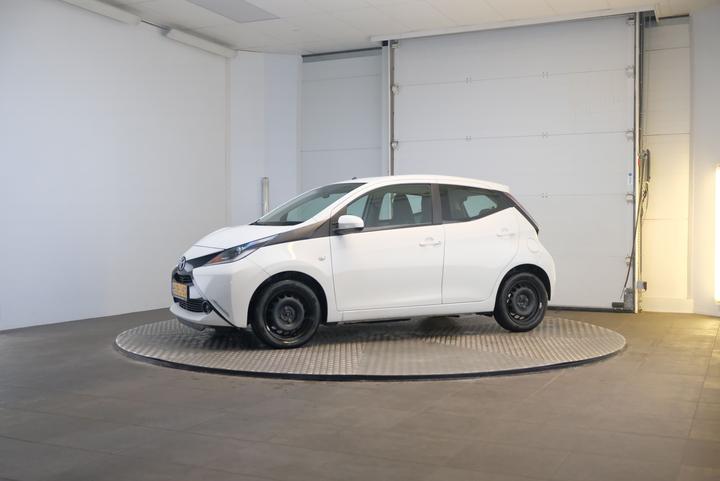 Photo 0 VIN: JTDKGNEC30N046252 - TOYOTA AYGO 