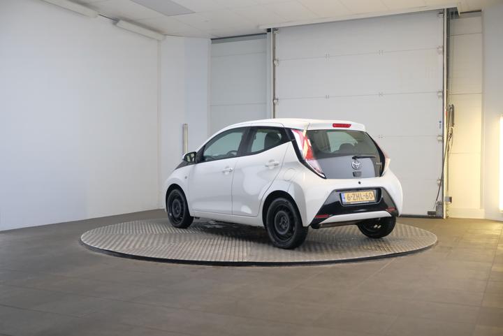 Photo 3 VIN: JTDKGNEC30N046252 - TOYOTA AYGO 