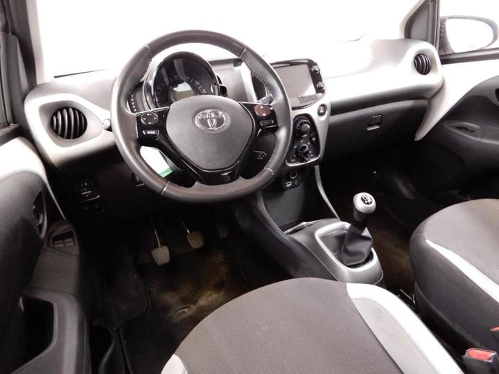 Photo 9 VIN: JTDKGNEC30N046252 - TOYOTA AYGO 