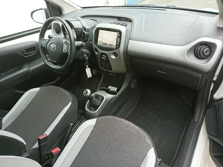 Photo 7 VIN: JTDKGNEC30N075251 - TOYOTA AYGO 