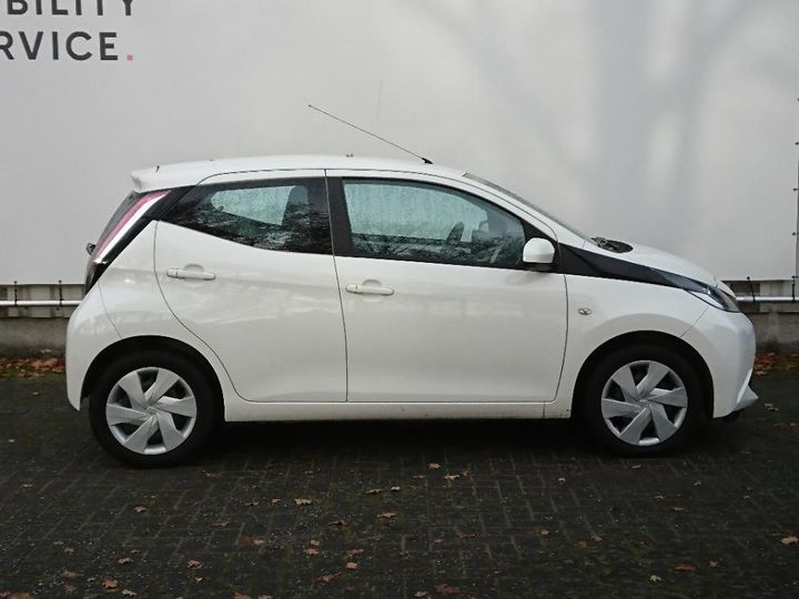 Photo 4 VIN: JTDKGNEC30N172773 - TOYOTA AYGO 