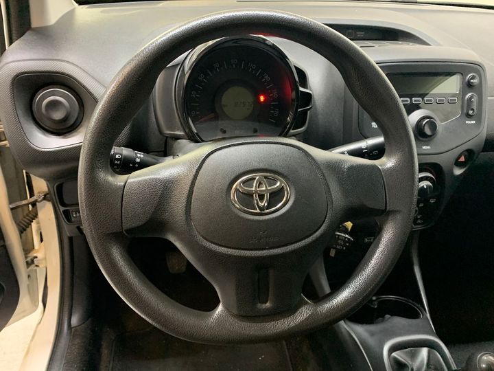 Photo 10 VIN: JTDKGNEC30N213869 - TOYOTA AYGO 