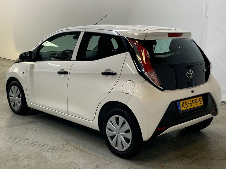 Photo 2 VIN: JTDKGNEC30N213869 - TOYOTA AYGO 