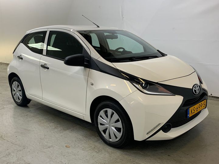 Photo 4 VIN: JTDKGNEC30N213869 - TOYOTA AYGO 