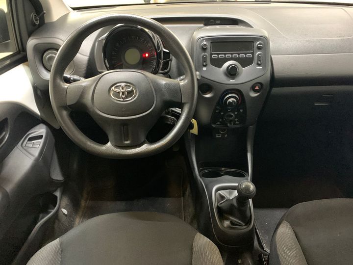 Photo 7 VIN: JTDKGNEC30N213869 - TOYOTA AYGO 