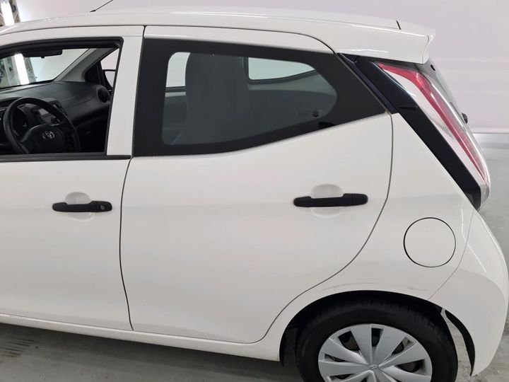 Photo 24 VIN: JTDKGNEC30N214567 - TOYOTA AYGO 