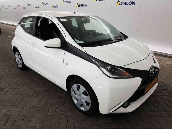 Photo 2 VIN: JTDKGNEC30N287230 - TOYOTA AYGO 