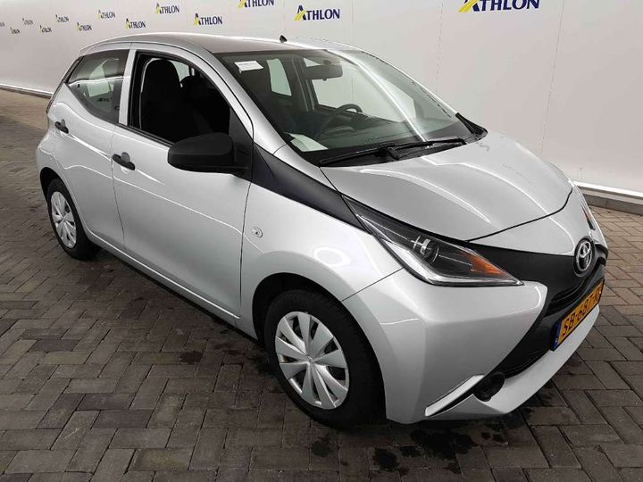 Photo 2 VIN: JTDKGNEC30N291228 - TOYOTA AYGO 