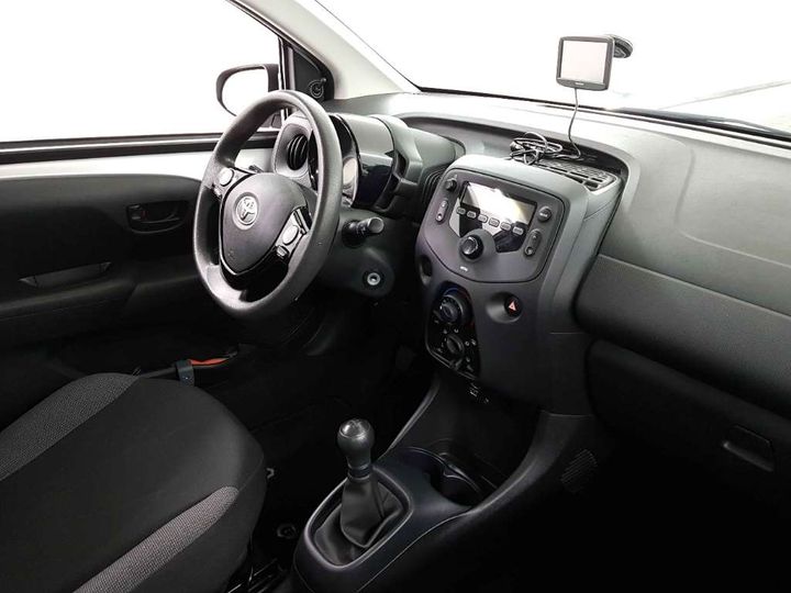 Photo 5 VIN: JTDKGNEC30N291374 - TOYOTA AYGO 