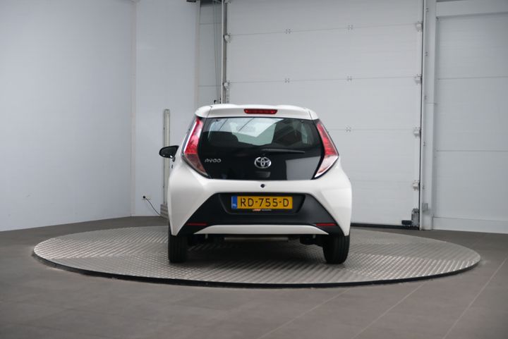 Photo 4 VIN: JTDKGNEC30N295666 - TOYOTA AYGO 