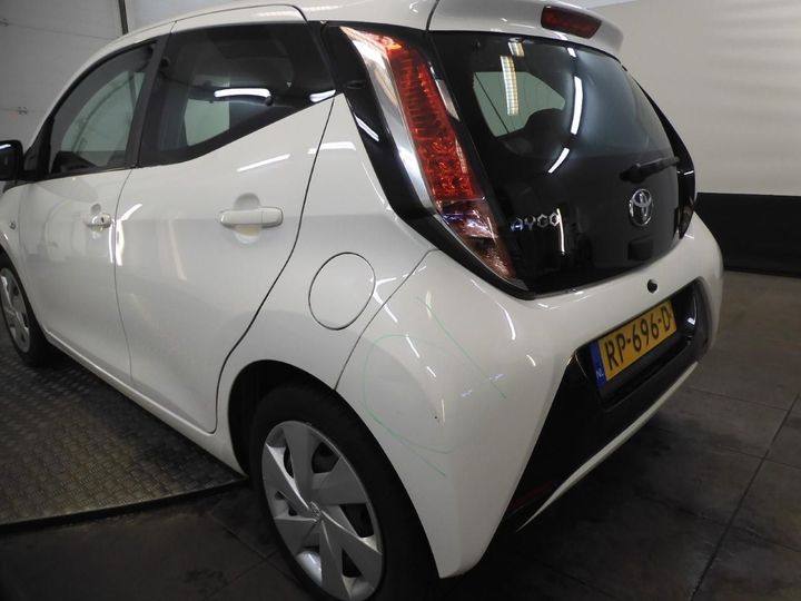 Photo 16 VIN: JTDKGNEC30N298289 - TOYOTA AYGO 