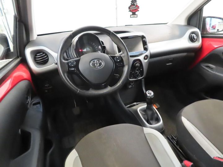 Photo 2 VIN: JTDKGNEC30N320386 - TOYOTA AYGO 