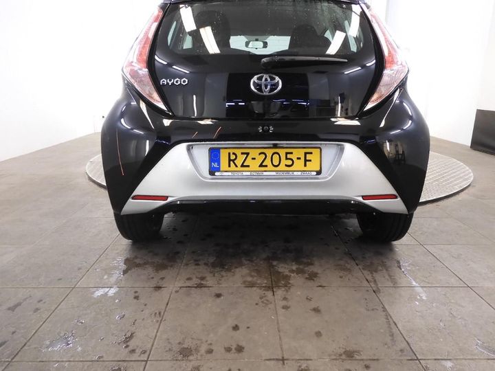 Photo 12 VIN: JTDKGNEC30N330108 - TOYOTA AYGO 