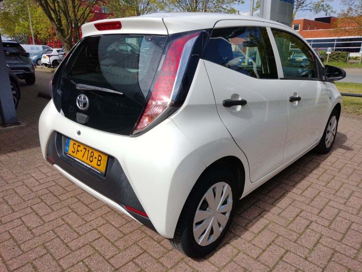 Photo 2 VIN: JTDKGNEC30N339052 - TOYOTA AYGO 