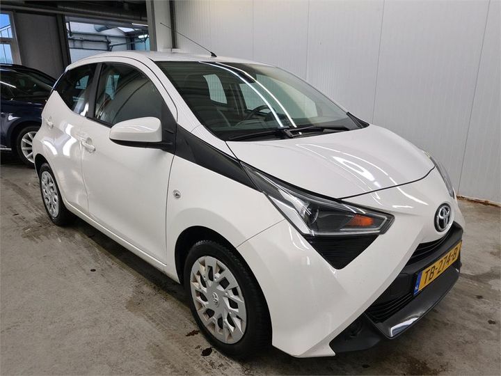 Photo 2 VIN: JTDKGNEC30N354828 - TOYOTA AYGO 