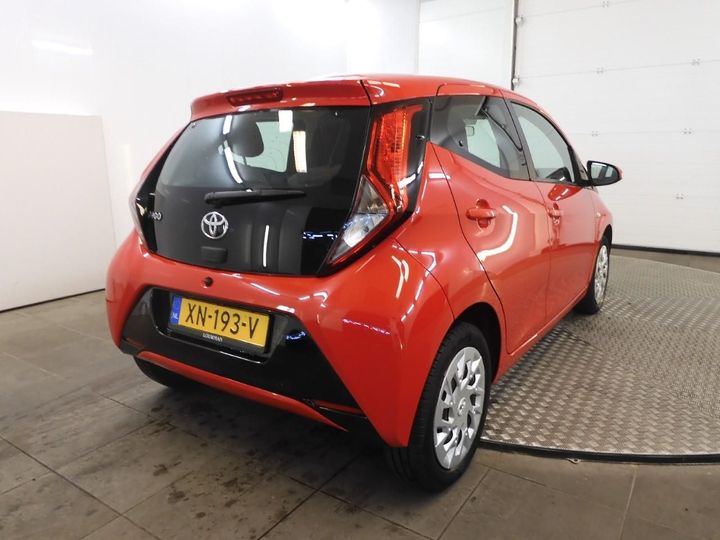 Photo 2 VIN: JTDKGNEC30N365408 - TOYOTA AYGO 