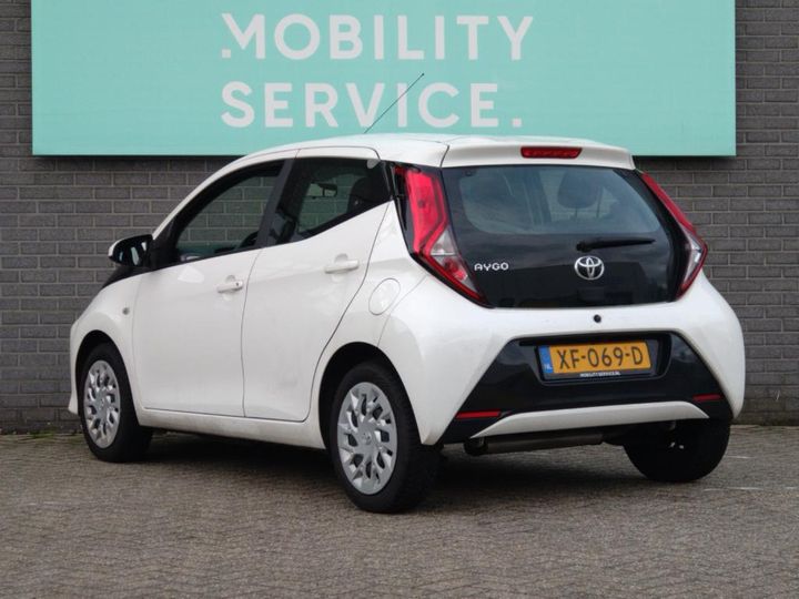 Photo 4 VIN: JTDKGNEC30N401761 - TOYOTA AYGO 