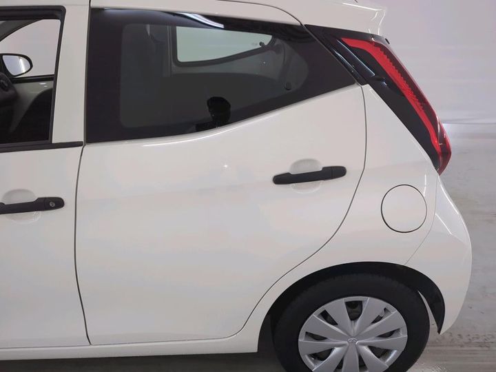 Photo 17 VIN: JTDKGNEC30N411674 - TOYOTA AYGO 