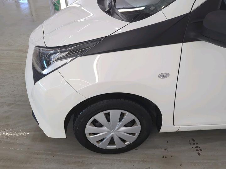 Photo 18 VIN: JTDKGNEC30N411674 - TOYOTA AYGO 