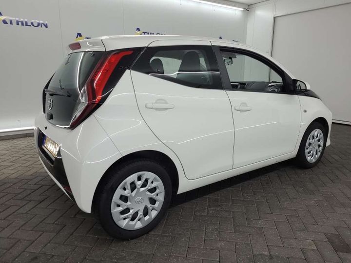 Photo 2 VIN: JTDKGNEC30N447347 - TOYOTA AYGO 