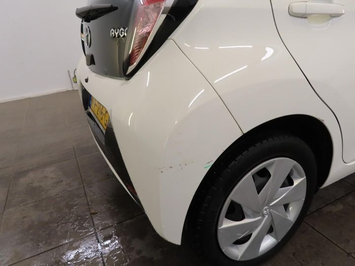 Photo 16 VIN: JTDKGNEC40N215369 - TOYOTA AYGO 