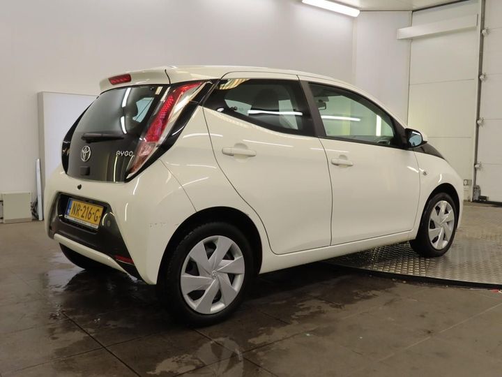 Photo 2 VIN: JTDKGNEC40N215369 - TOYOTA AYGO 