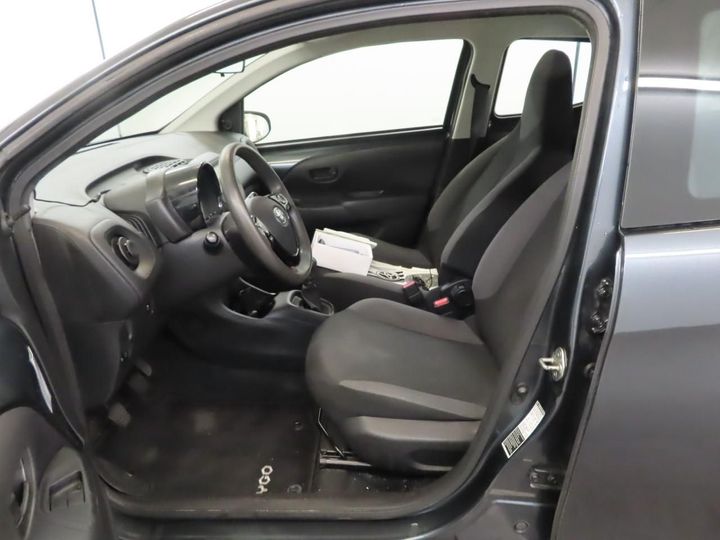 Photo 5 VIN: JTDKGNEC40N256116 - TOYOTA AYGO 