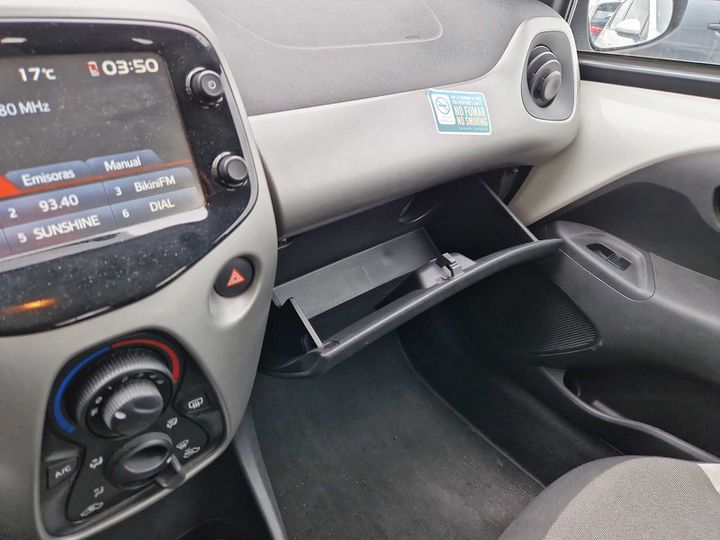 Photo 11 VIN: JTDKGNEC40N315911 - TOYOTA AYGO 