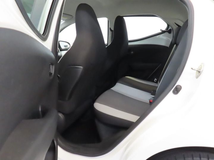 Photo 6 VIN: JTDKGNEC40N317819 - TOYOTA AYGO 