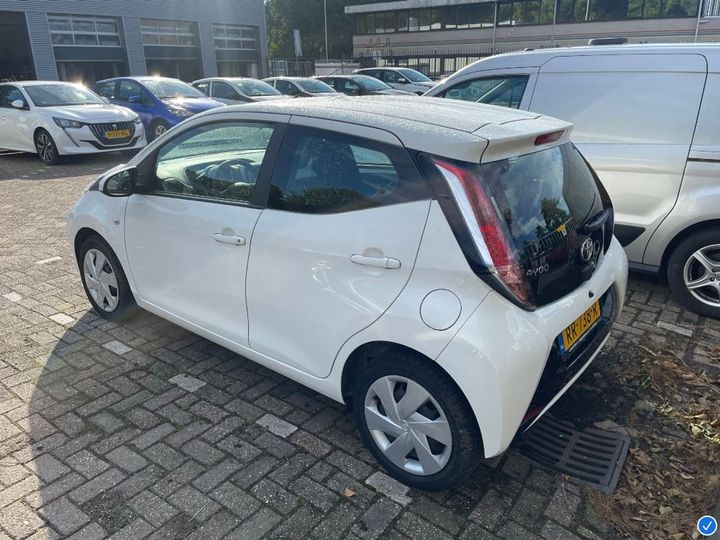 Photo 2 VIN: JTDKGNEC40N323328 - TOYOTA AYGO 