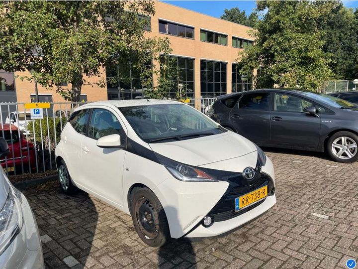 Photo 4 VIN: JTDKGNEC40N323328 - TOYOTA AYGO 