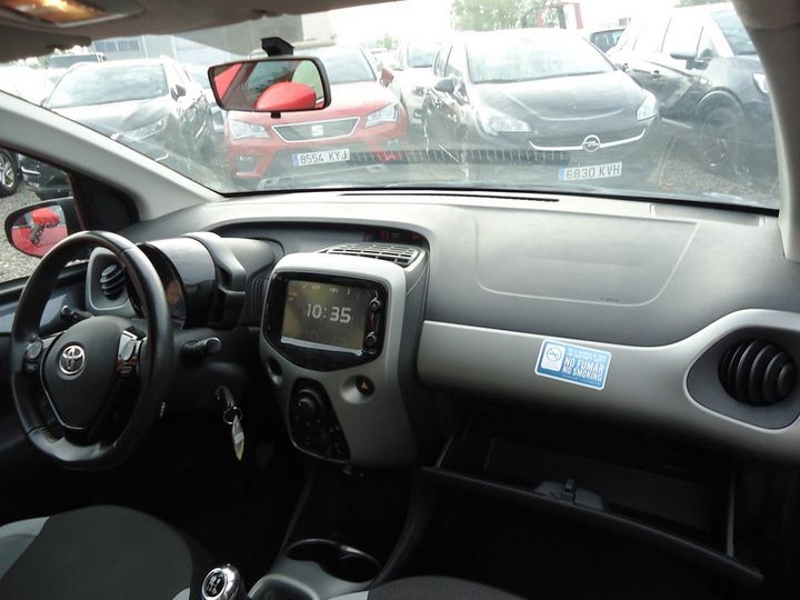 Photo 5 VIN: JTDKGNEC40N324320 - TOYOTA AYGO 