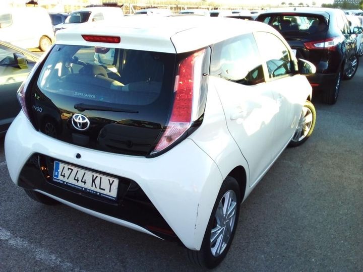 Photo 6 VIN: JTDKGNEC40N331381 - TOYOTA AYGO 