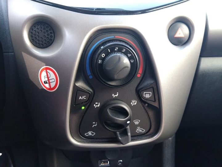 Photo 12 VIN: JTDKGNEC40N337438 - TOYOTA AYGO 