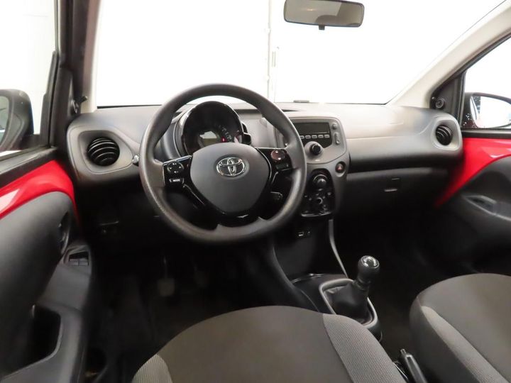 Photo 3 VIN: JTDKGNEC40N353980 - TOYOTA AYGO 