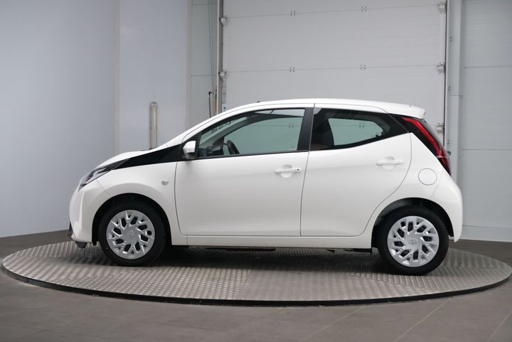 Photo 2 VIN: JTDKGNEC40N368589 - TOYOTA AYGO 