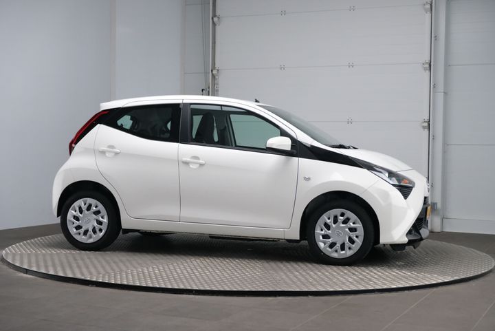 Photo 5 VIN: JTDKGNEC40N368589 - TOYOTA AYGO 