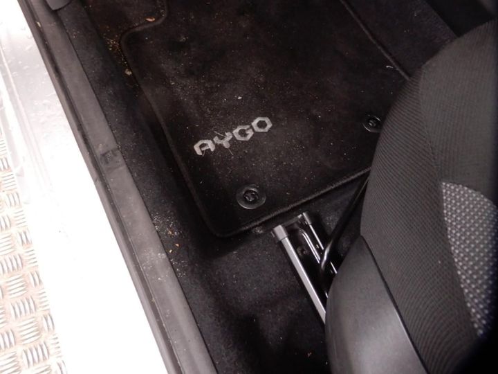 Photo 19 VIN: JTDKGNEC40N394397 - TOYOTA AYGO 