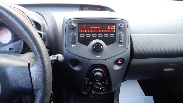 Photo 12 VIN: JTDKGNEC40N472659 - TOYOTA AYGO 