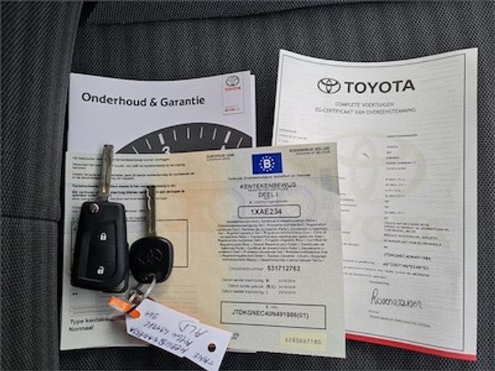 Photo 12 VIN: JTDKGNEC40N491986 - TOYOTA AYGO - 2018 