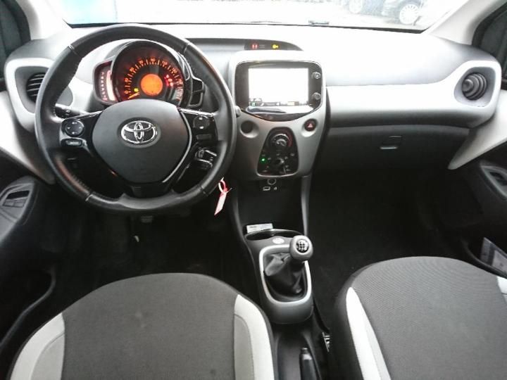 Photo 6 VIN: JTDKGNEC50N075462 - TOYOTA AYGO 