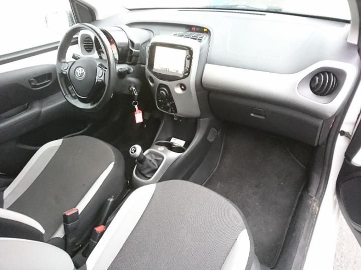 Photo 7 VIN: JTDKGNEC50N075462 - TOYOTA AYGO 