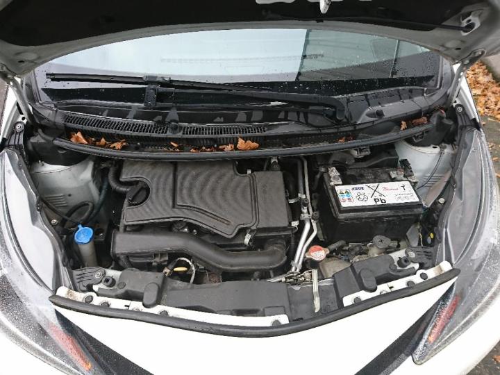 Photo 18 VIN: JTDKGNEC50N128208 - TOYOTA AYGO 