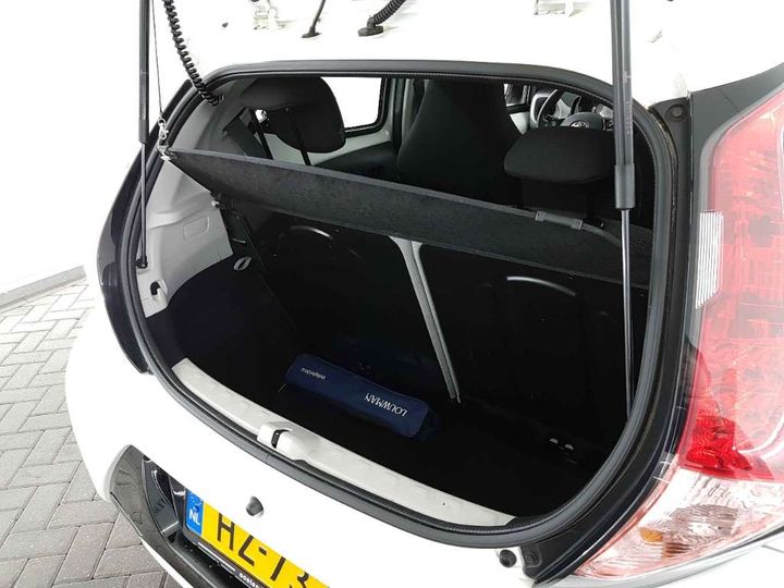 Photo 6 VIN: JTDKGNEC50N142447 - TOYOTA AYGO 