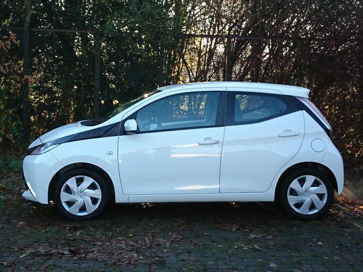 Photo 2 VIN: JTDKGNEC50N153397 - TOYOTA AYGO 