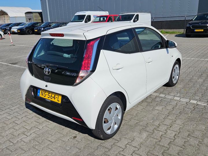 Photo 2 VIN: JTDKGNEC50N227708 - TOYOTA AYGO 