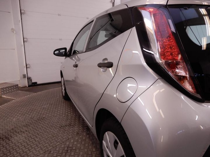 Photo 23 VIN: JTDKGNEC50N238739 - TOYOTA AYGO 