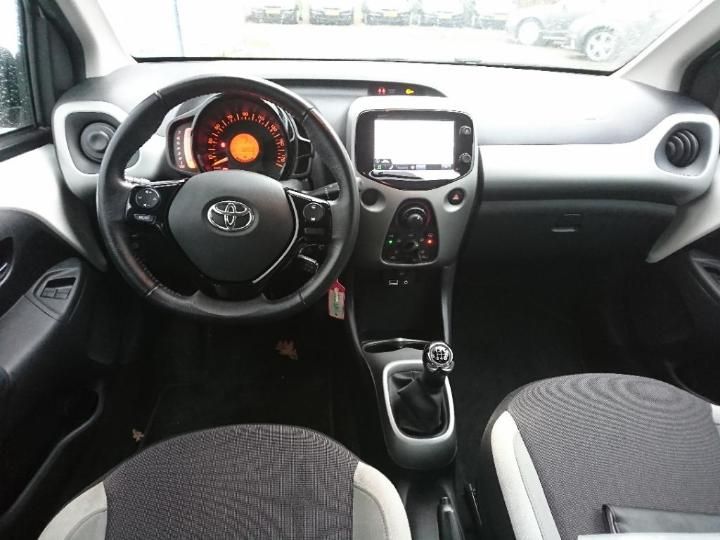 Photo 6 VIN: JTDKGNEC50N247537 - TOYOTA AYGO 