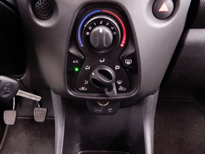 Photo 11 VIN: JTDKGNEC50N283907 - TOYOTA AYGO 